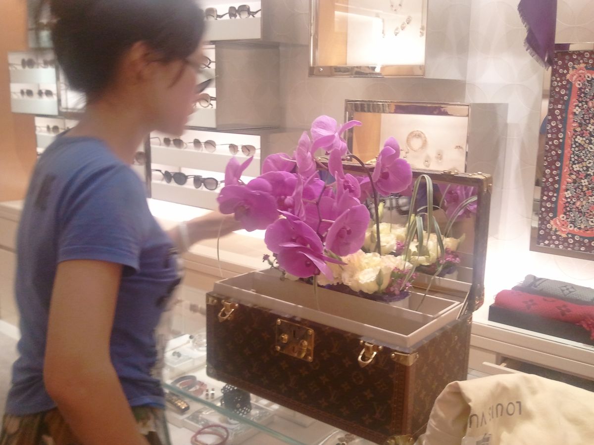 路易威登(LV)福州店 · 奢侈品牌花艺设计 现场照片 3